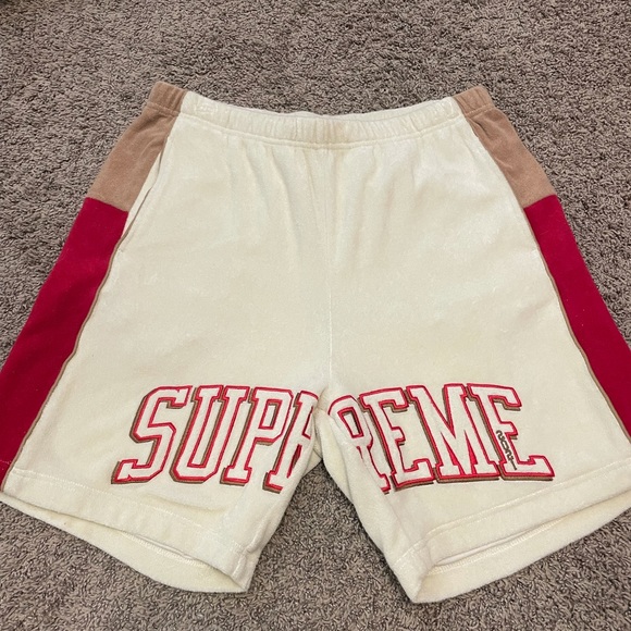 Supreme terry basketball shorts men’s small